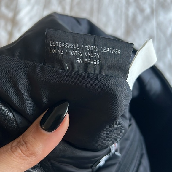 Black Leather Skirt - Picture 6 of 7